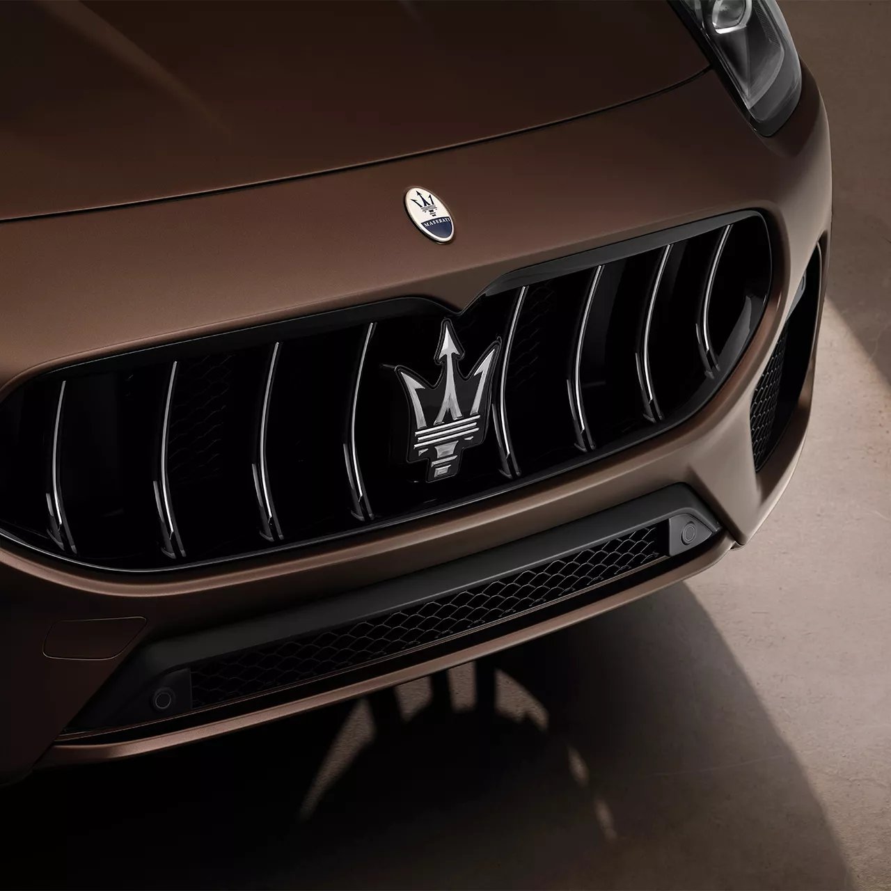 Maserati_Grecale_BADGE.webp